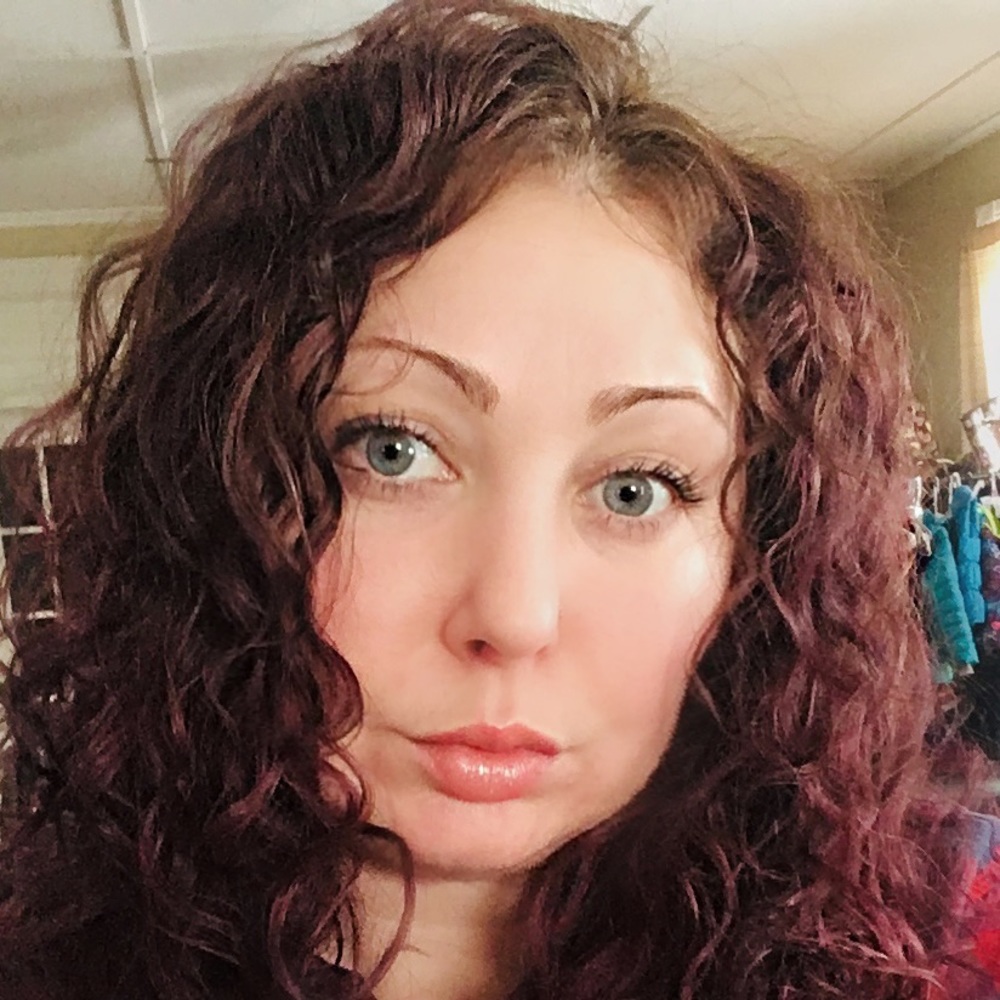 Meet your Posher, Brenda